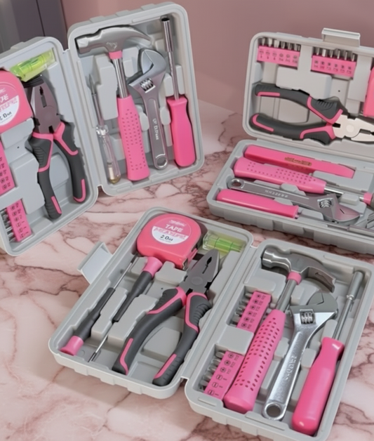 Pink tool set